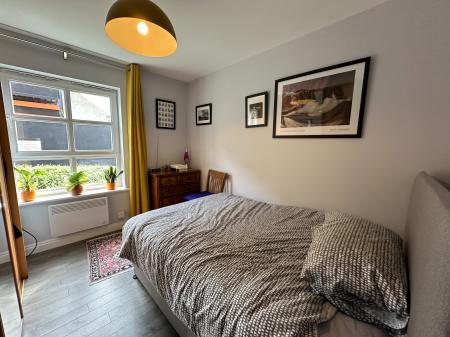 2 bedroom Flat to let in Barbican Court, Fawcett Street, York, YO10