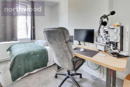 2 bedroom Terraced House for sale in Oak Street, York, YO26