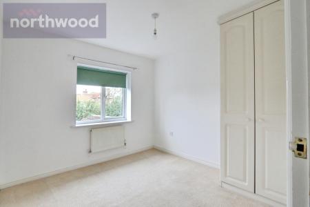 3 bedroom Detached house to let in Jervis Court, Sutton on Derwent, YO41