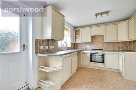 3 bedroom Detached house to let in Jervis Court, Sutton on Derwent, YO41