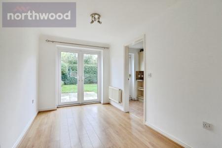 3 bedroom Detached house to let in Jervis Court, Sutton on Derwent, YO41