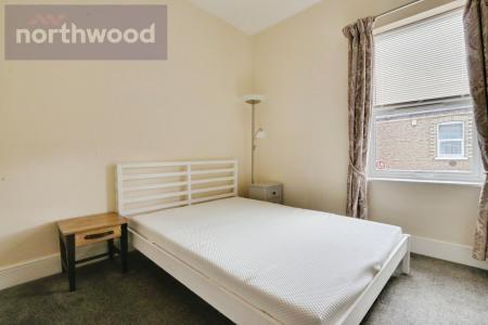 2 bedroom End of terrace house to let in Argyle Street, South Bank, York, YO23