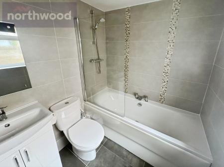 2 bedroom End of terrace house to let in Argyle Street, South Bank, York, YO23