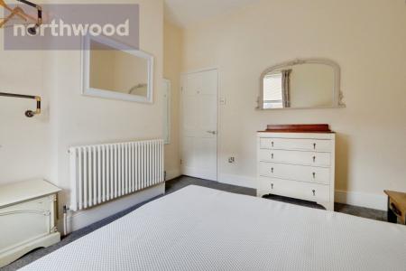 2 bedroom End of terrace house to let in Argyle Street, South Bank, York, YO23
