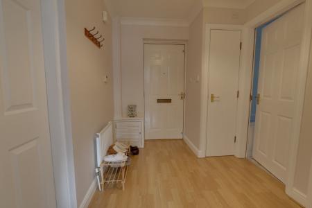 2 bedroom Flat to let in St Andrew Place, Aldwark, York, YO1