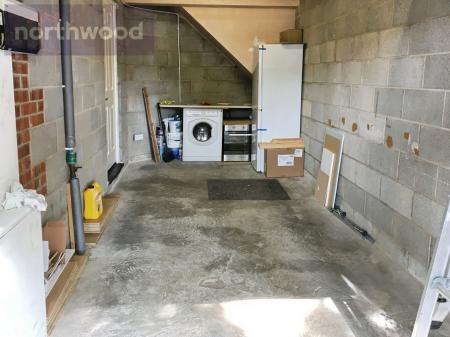 3 bedroom Town house to let in County House Mews, Monkgate Cloisters, York, YO31