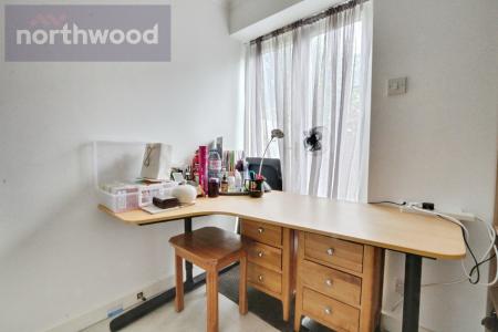 3 bedroom Town house to let in County House Mews, Monkgate Cloisters, York, YO31