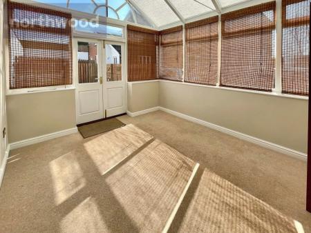 1 bedroom Bungalow to let in Dower Chase, Escrick, YO19