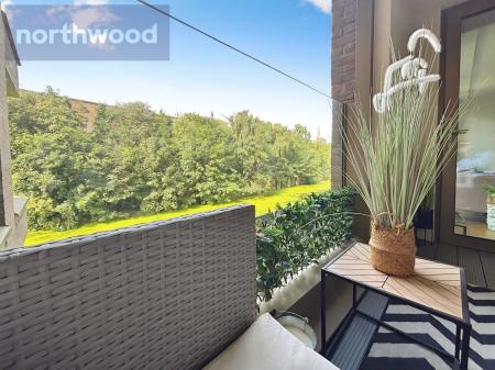 2 bedroom Flat for sale in Piccadilly, York, YO1