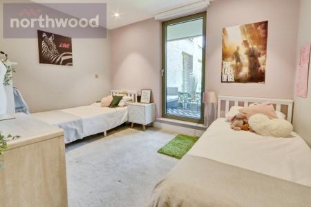 2 bedroom Flat for sale in Piccadilly, York, YO1