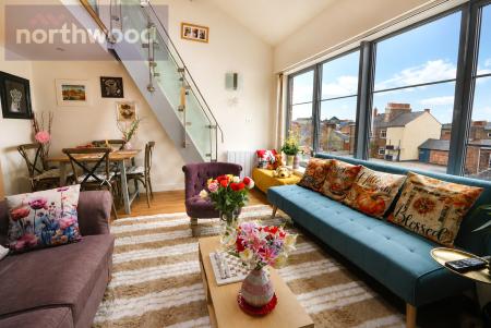 2 bedroom Flat for sale in Popeshead Court Peter Lane, York, YO1