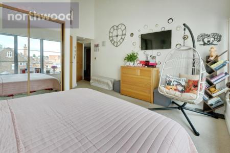 2 bedroom Flat for sale in Popeshead Court Peter Lane, York, YO1
