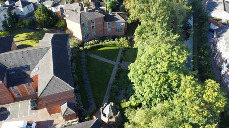 2 bedroom Ground floor flat for sale in College Mews, York, YO31
