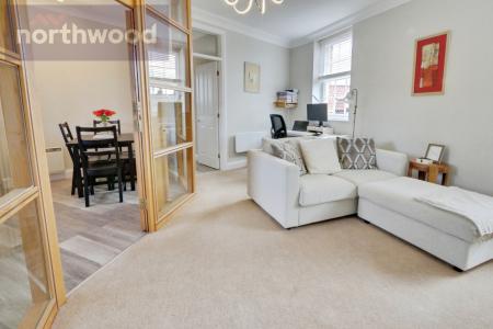 2 bedroom Flat for sale in Trinity Lane, York, YO1