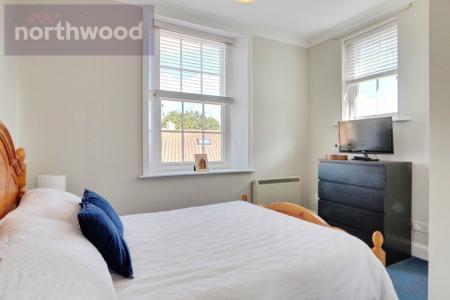 2 bedroom Flat for sale in Trinity Lane, York, YO1