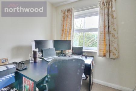 3 bedroom Detached house to let in Moor Close, Wheldrake, YO19