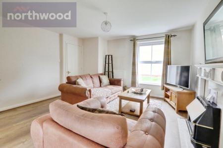 3 bedroom Detached house to let in Moor Close, Wheldrake, YO19