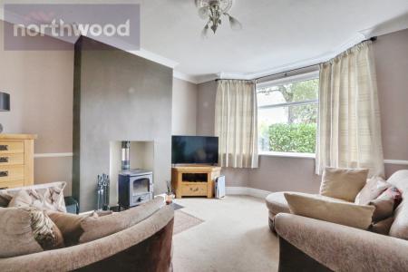 3 bedroom Semi-detached house for sale in Grantham Drive, York, YO26