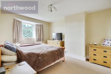 3 bedroom Semi-detached house for sale in Grantham Drive, York, YO26