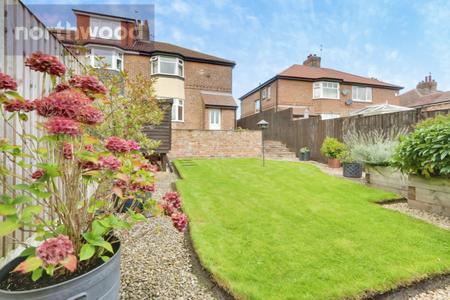 3 bedroom Semi-detached house for sale in Grantham Drive, York, YO26