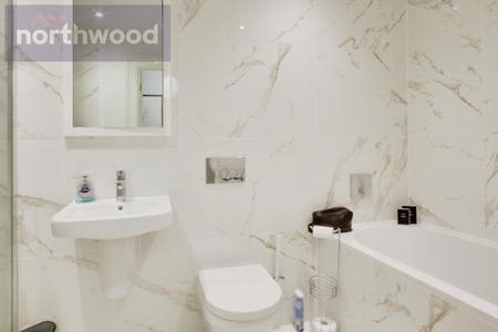 3 bedroom Maisonette for sale in St Leonards Place, York, YO1