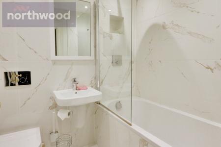 3 bedroom Maisonette for sale in St Leonards Place, York, YO1