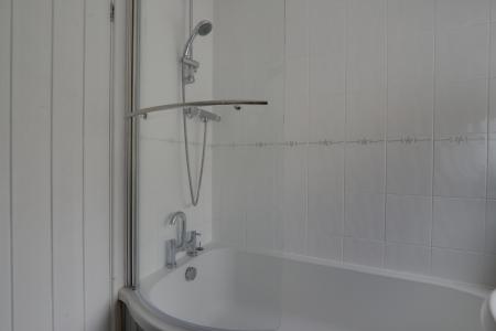 2 bedroom Bungalow for sale in Nursery Gardens, York, YO10