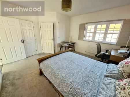 3 bedroom Semi-detached house for sale in Bishopdale Way, Fulford, YO19