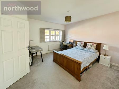 3 bedroom Semi-detached house for sale in Bishopdale Way, Fulford, YO19