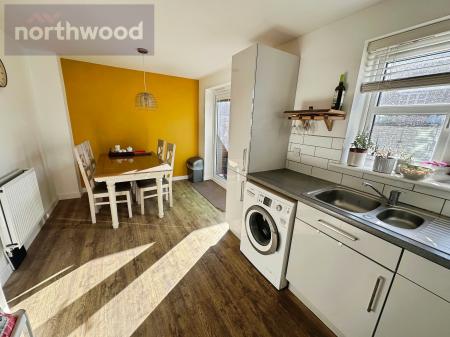 3 bedroom Semi-detached house for sale in Bishopdale Way, Fulford, YO19
