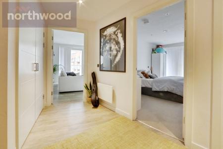 2 bedroom Flat to let in Leetham House, City Centre, York, YO1