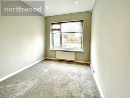 2 bedroom Bungalow to let in Nursery Gardens, York, YO10