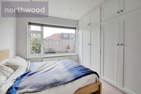 2 bedroom Bungalow to let in Nursery Gardens, York, YO10