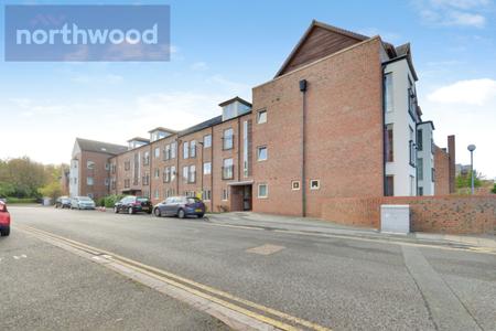2 bedroom Flat for sale in Lawrence Square, York, YO10