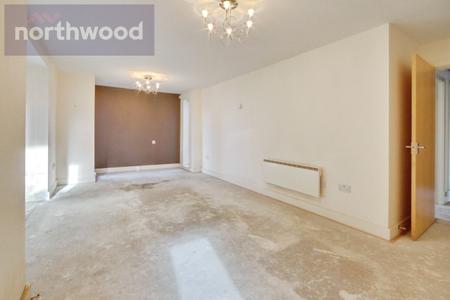2 bedroom Flat for sale in Lawrence Square, York, YO10