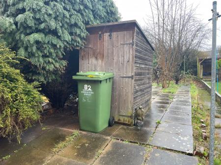 3 bedroom Terraced House to let in Amington Road, Bolehall, Tamworth, B77