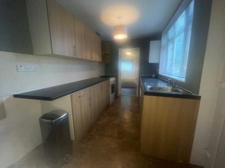 3 bedroom Terraced House to let in Amington Road, Bolehall, Tamworth, B77