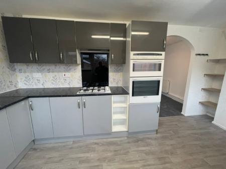 3 bedroom Semi-detached house to let in Romney, Belgrave, Tamworth, B77