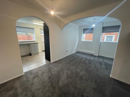 3 bedroom Semi-detached house to let in Romney, Belgrave, Tamworth, B77