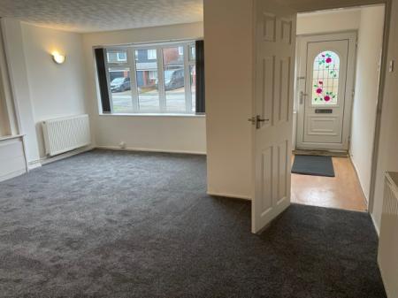 3 bedroom Semi-detached house to let in Romney, Belgrave, Tamworth, B77