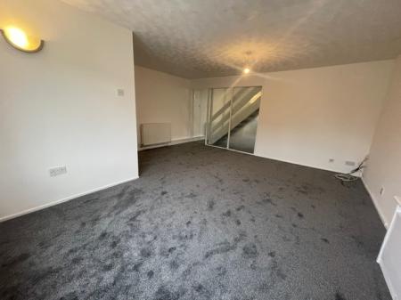 3 bedroom Semi-detached house to let in Romney, Belgrave, Tamworth, B77