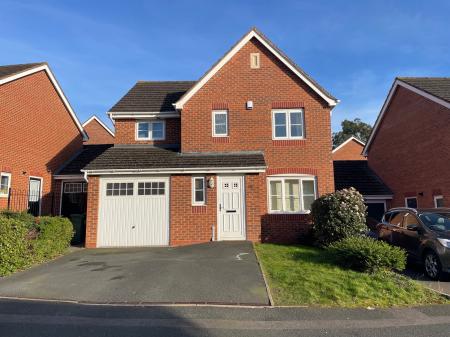 Lychgate Close, Lakeside, Tamworth, B77