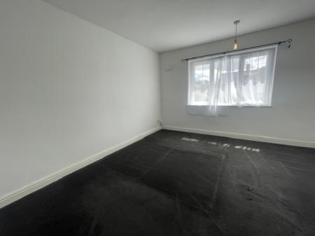3 bedroom Terraced House to let in Chesterton Way, Leyfields, Tamworth, B79