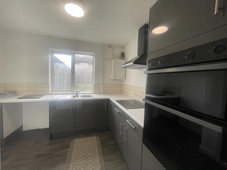 3 bedroom Terraced House to let in Chesterton Way, Leyfields, Tamworth, B79