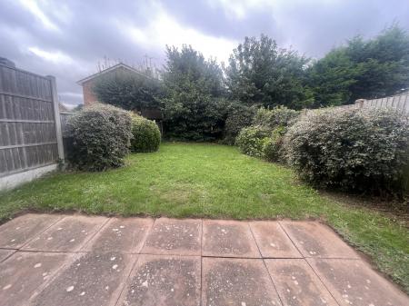 2 bedroom Semi-detached house to let in Furness, Glascote, Tamworth, B77