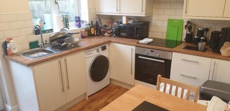2 bedroom Semi-detached house to let in Furness, Glascote, Tamworth, B77