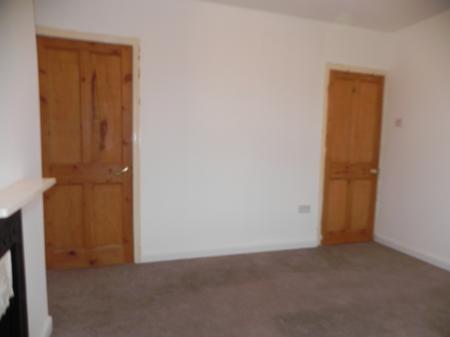 2 bedroom Semi-detached house to let in Woodhouse Lane, Amington, Tamworth, B77
