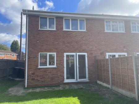 3 bedroom Semi-detached house to let in Lowforce, Wilnecote, B77