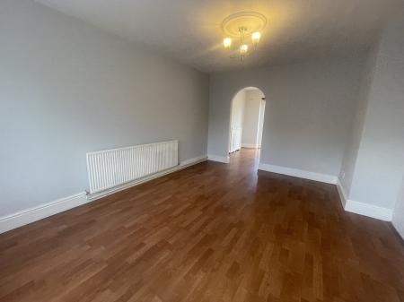 3 bedroom Semi-detached house to let in Lowforce, Wilnecote, B77