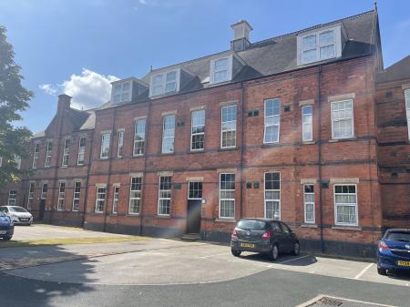 1 bedroom Flat to let in St Edithas Court, Off Kensington Drive, Tamworth, B79